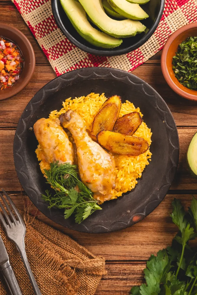 Seco de pollo con arroz